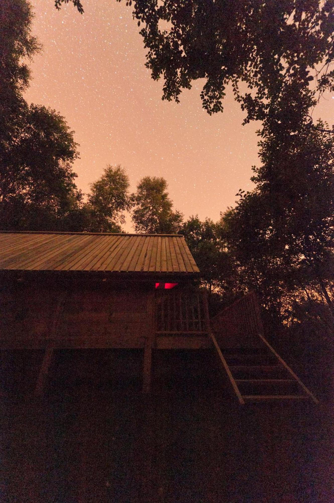 Les Cabanes De Rensiwez Mabompre Exteriér fotografie