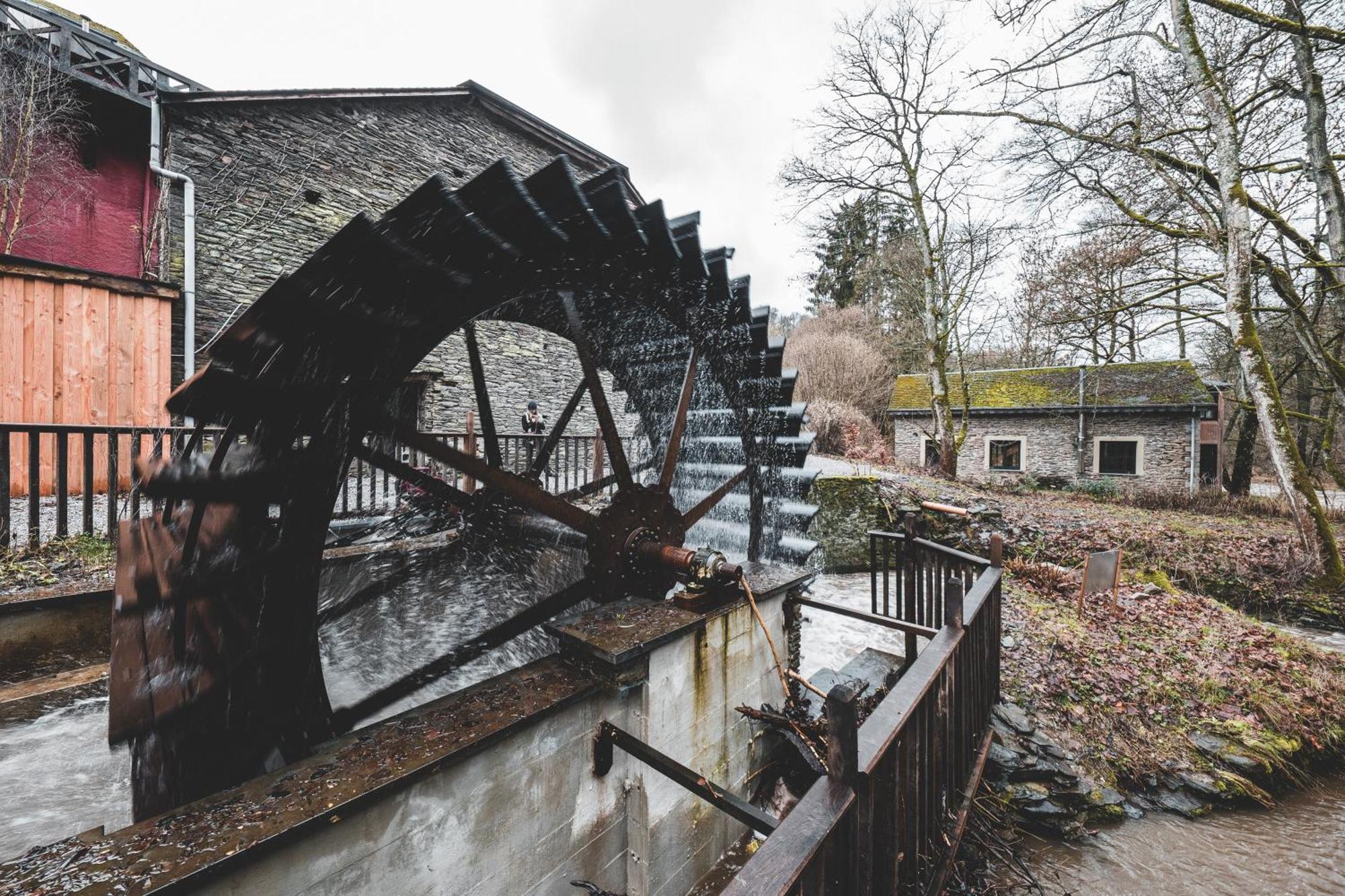 Les Cabanes De Rensiwez Mabompre Exteriér fotografie