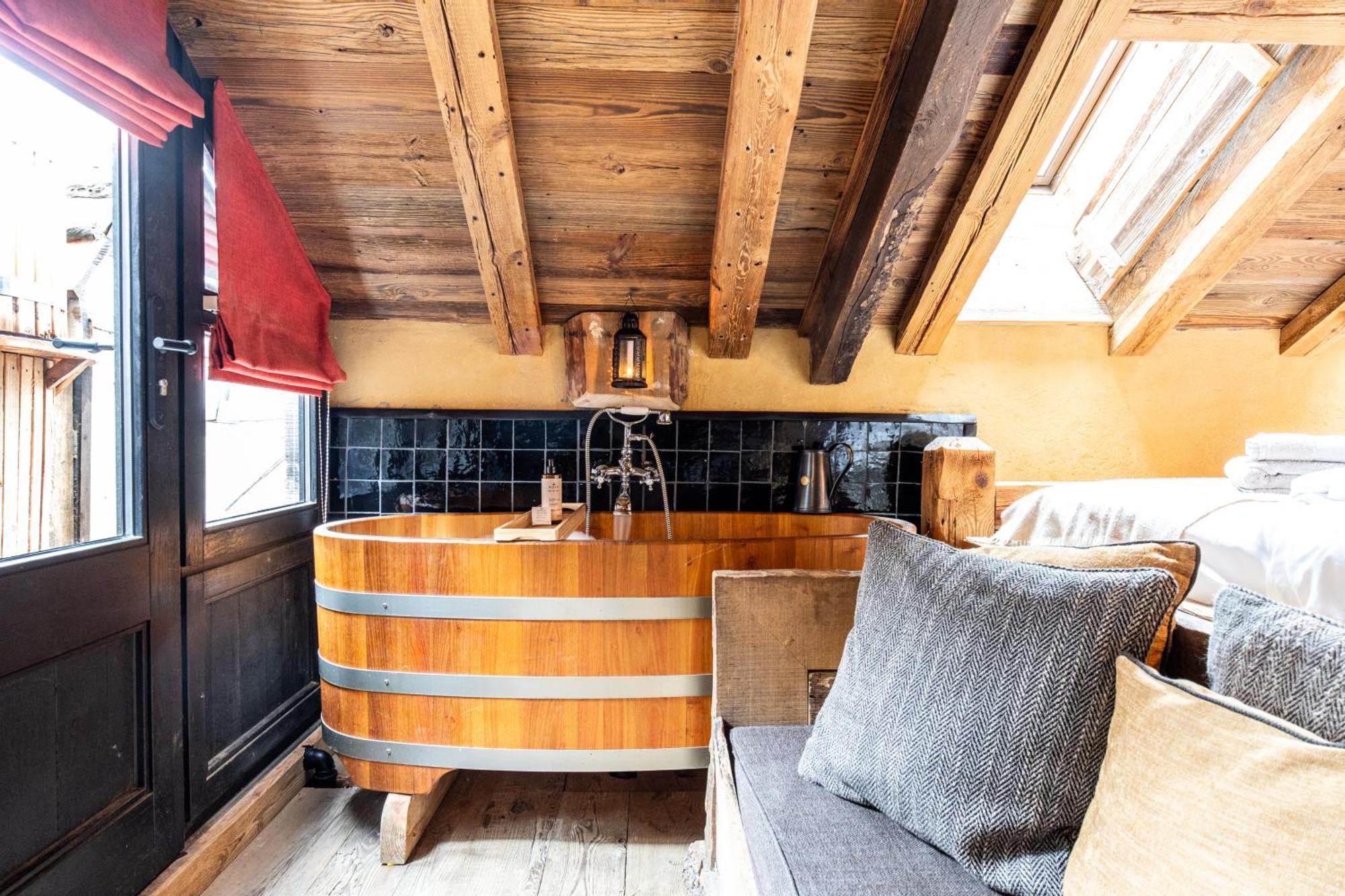 Les Cabanes De Rensiwez Mabompre Exteriér fotografie